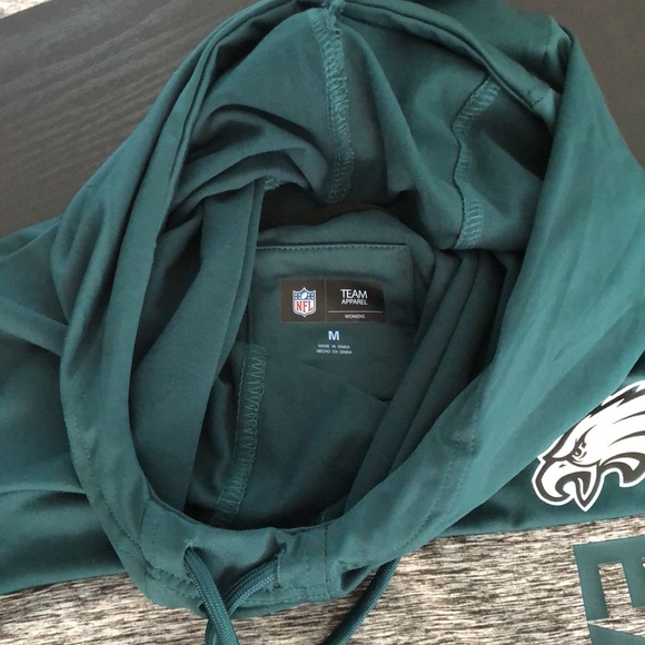 NFL Philadelphia Eagles Apparel: Women’s Medium synthetic hood sweater - Picture 4 of 5